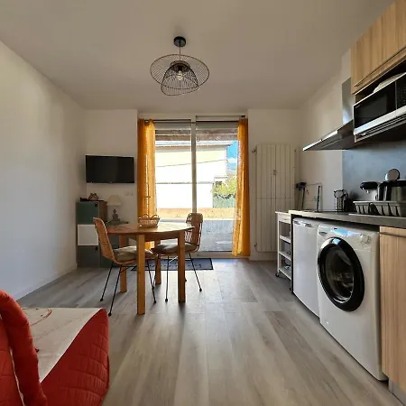 Le Lis Des Pyrenees Argelès-Gazost